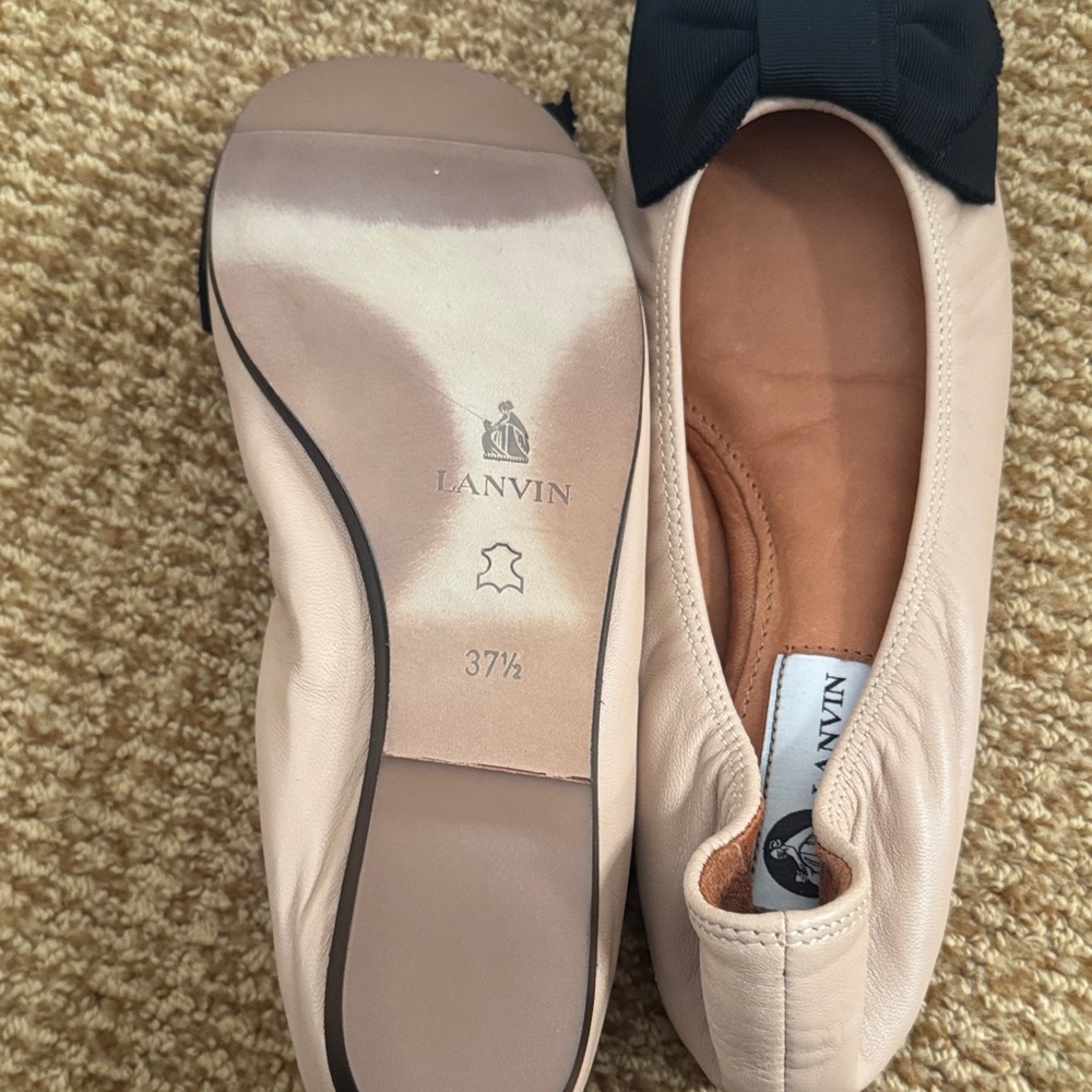 Lanvin Nude Flats with Black Bow. Brand new in box - Picture 4 of 7